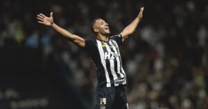 Bahia confirma venda definitiva do zagueiro Vitor Hugo ao Atlético-MG