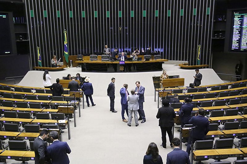 Bolsonarismo muda estratégia e aposta na segurança pública para pressionar governo Lula