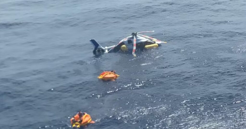 Helicóptero com funcionários da Petrobras faz pouso de emergência no mar em Cabo Frio