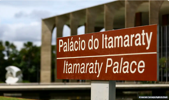 Itamaraty nega movimentação anormal na fronteira após queda de Maduro e monitora brasileiros em Roraima