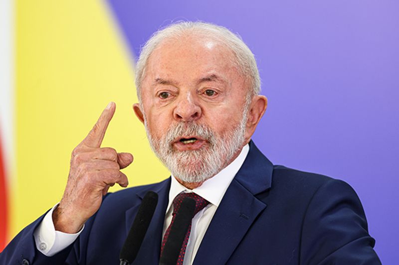 Lula diz estar preocupado com menções de Trump a Colômbia e Cuba e vê comando nas mãos de vice