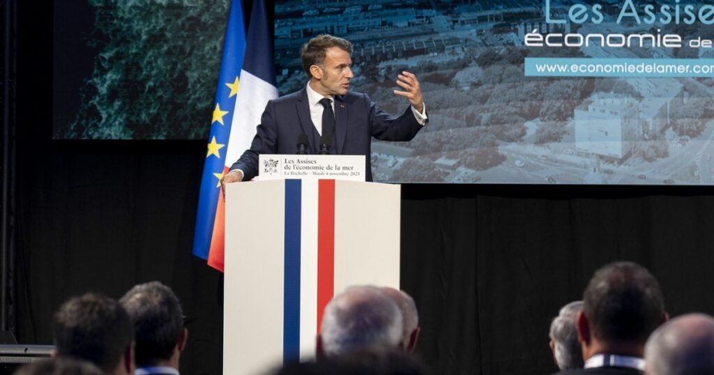 Macron acusa EUA de desrespeitar normas internacionais após ataque a Venezuela