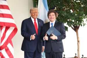 Milei anuncia que foi convidado por Trump para integrar 'conselho de paz' para Gaza