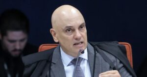 Moraes nega prisão domiciliar e mantém Bolsonaro detido na Polícia Federal