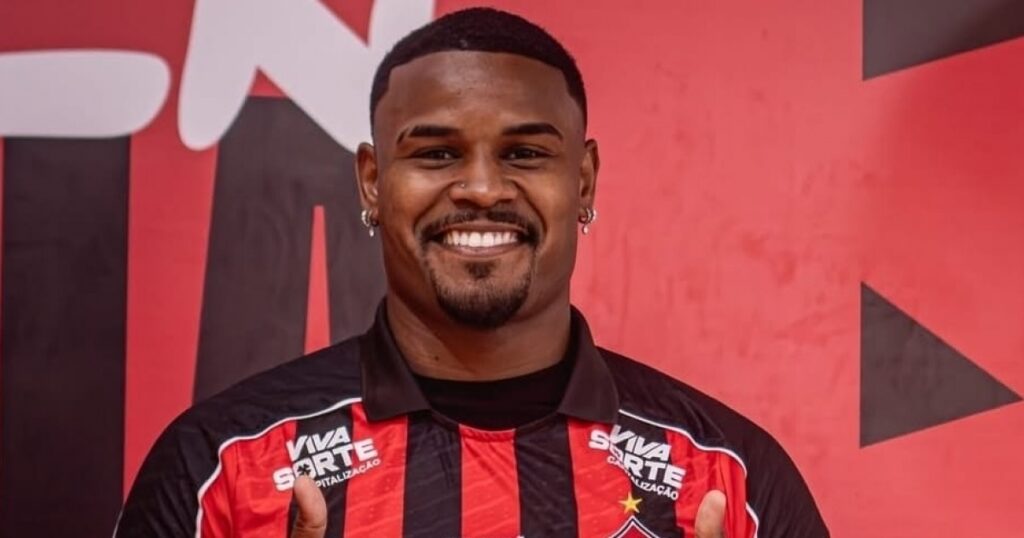 Nathan Mendes é apresentado no Vitória e projeta estreia pelo Leão: “Espero ajudar muito”