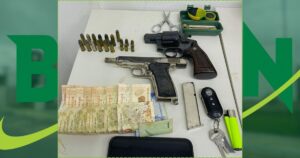 Polícia militar apreende armas de fogo, munições e drogas no distrito de Cururupe, em Ilhéus