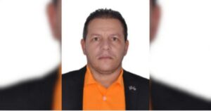 Prefeito de Múquem do São Francisco nomeia irmã em secretaria e descumpre recomendação do MP sobre nepotismo