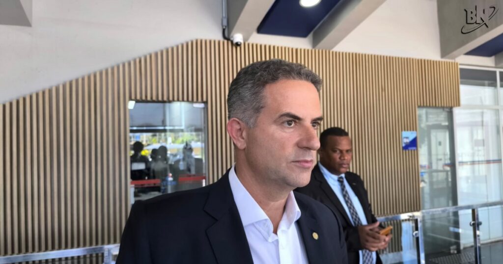 Ricardo Maia confirma diálogo com grupo de ACM Neto, mas sinaliza permanência no MDB e apoio a reeleição de Jerônimo