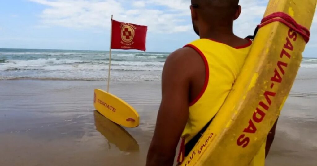 Salvamar registra quase 80 casos de afogamento nas praias de Salvador em nove dias