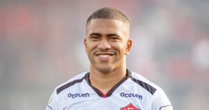 Vitória garante lucro com venda de Lucas Esteves ao futebol mexicano; entenda