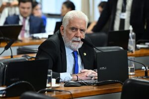 Wagner culpa TCE e MP-BA por atraso da ponte Salvador-Itaparica, mas garante obra para 2030