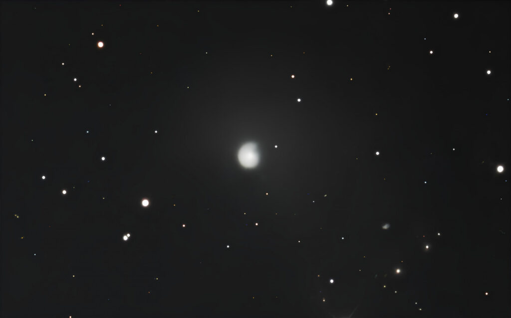 Cometa criovulcânico assume forma espiral após explodir