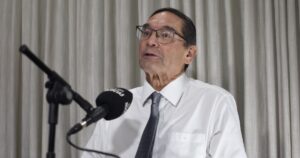 Hepatologista explica relação entre canetas emagrecedoras e pancreatite e critica uso sem orientação