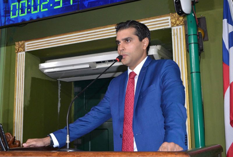 Aleluia vence disputa e vai presidir comissão mais importante da Câmara de Salvador