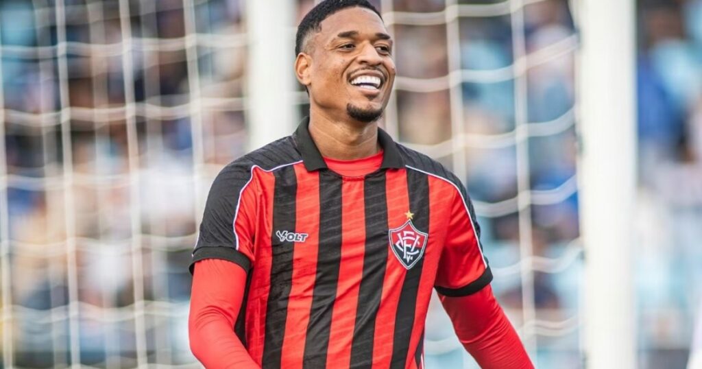 Após Luís Miguel, Vitória encaminha empréstimo de Lawan; veja o destino