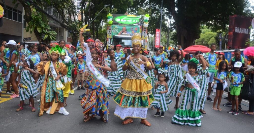 Blocos infantis são oportunidade para pequenos curtirem Carnaval com estímulos "controlados"