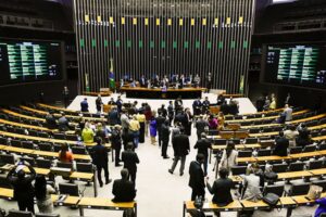 Caso Master, pauta de segurança e atrito com STF pressionam Congresso