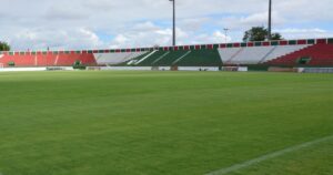 Com foco no "fator casa", SAF do Flu de Feira prevê investimento de R$ 240 mi para modernizar Joia da Princesa