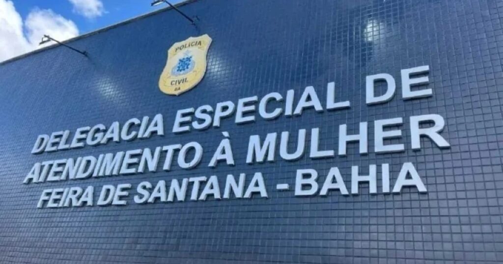 Delegada interrompe agressões e prende homem por violência doméstica em Feira de Santana