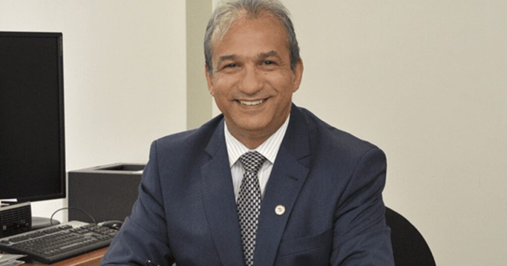 Desembargador que absolveu acusado de estupro também é denunciado por abuso