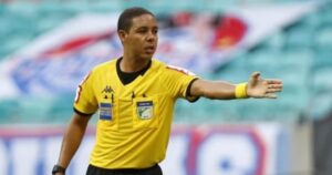 Emerson Ricardo apita Vitória x Bahia de Feira pela 8ª rodada do Campeonato Baiano