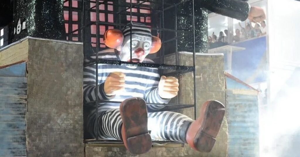 Flávio Bolsonaro fala em "depravação generalizada", promete ação contra Lula e critica até dança feita por Geddel