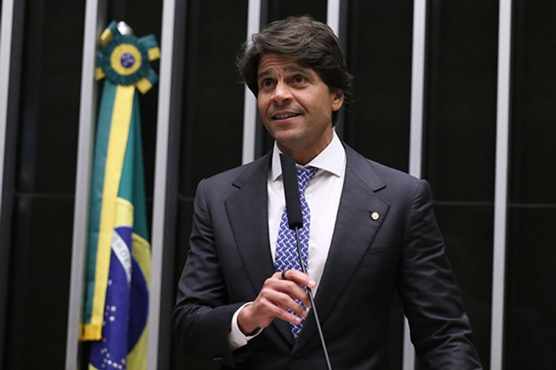 Governo Lula teme eleições e abandona reforma administrativa, diz relator