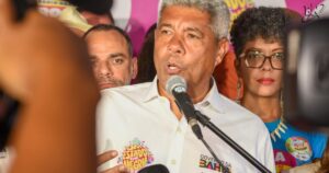 Jerônimo fala sobre possível aliança com Zé Ronaldo e anuncia pacote de entregas em Feira de Santana