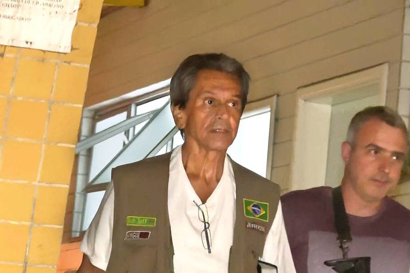 Moraes reduz pena e mantém prisão domiciliar de Roberto Jefferson