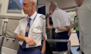 Piloto da Latam é preso dentro da cabine de avião em SP por suspeita de exploração sexual infantil; veja o momento da prisão