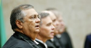 STF desbloqueia emendas de ex-deputados e autoriza suplentes a realocar verbas no Orçamento de 2026