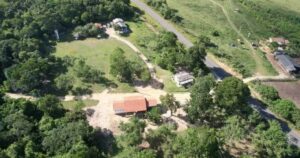 TRF1 suspende reintegração de posse e pataxós seguem em terra indígena em Prado