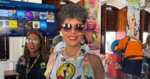 VÍDEO: Ângela Guimarães relembra matriz negra e origem baiana do samba em Carnaval 2026