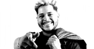 Cantor juazeirense morre em acidente de carro na BA-210