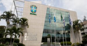 Clubes e CBF avançam em negociação para criação de liga única no Brasil; entenda