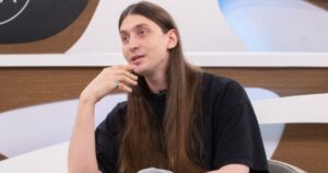 Felca descarta carreira na política após popularização por denúncia contra Hytalo Santos: "Nunca pensei nisso"