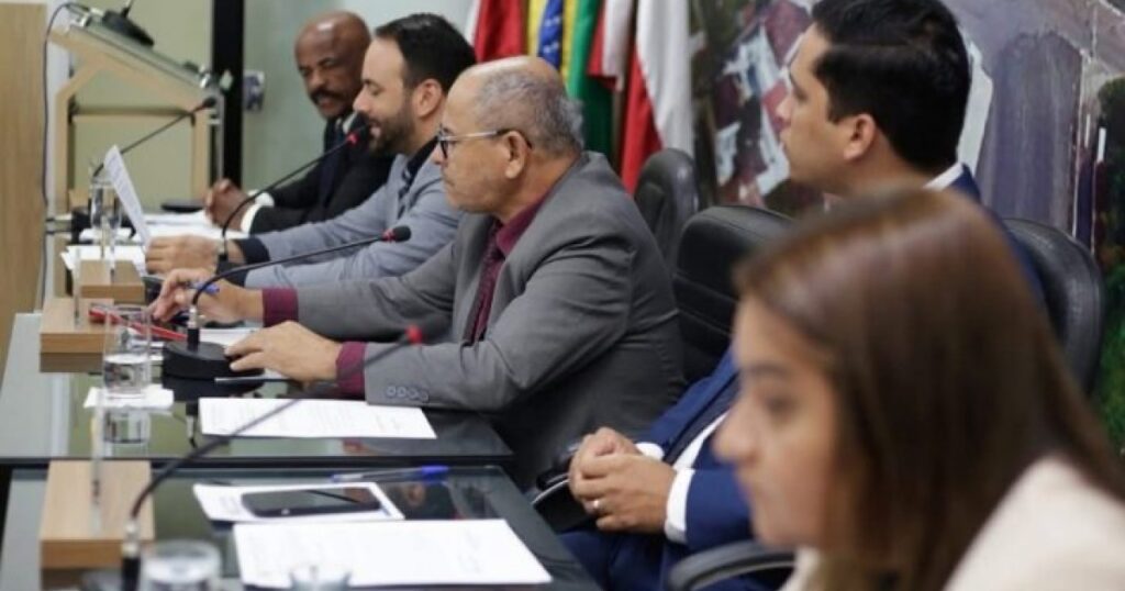 Justiça suspende eleição antecipada de mesa diretora da Câmara de Jaguaquara