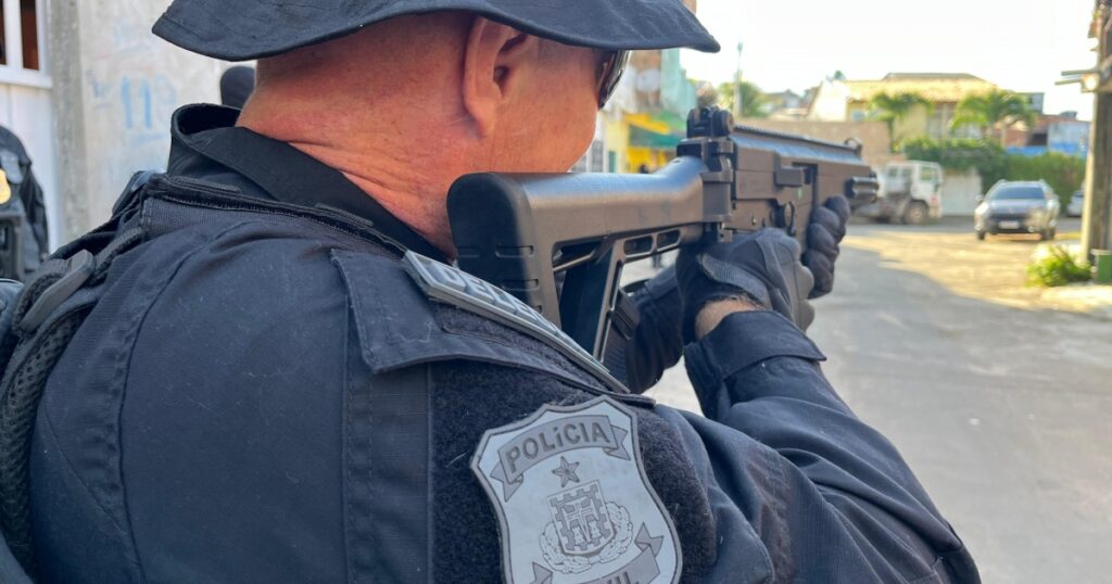 Mandados de busca são executados em três endereços durante investigação de morte da adolescente Thamiris