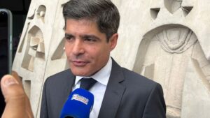 Neto diz que deve fechar chapa até final da semana