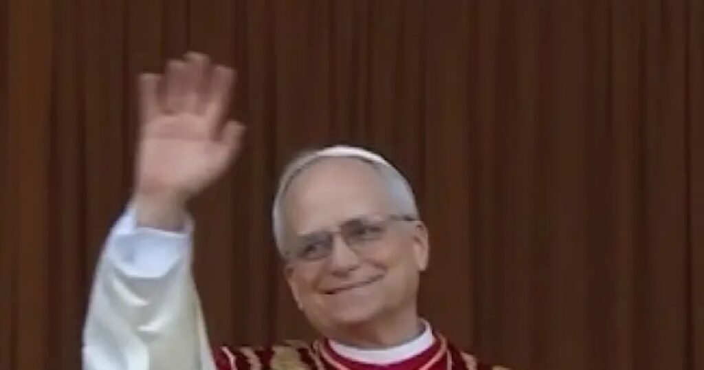 Papa diz que Deus rejeita orações de líderes que promovem guerras