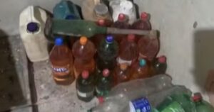 Polícia investiga morte de dois homens após consumo de bebida alcoólica; caso ocorreu no Extremo Sul baiano