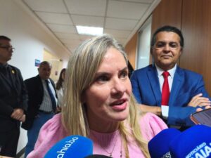 Presidente da Assembleia nega interferência em sessão esvaziada após confusão com Leandro de Jesus