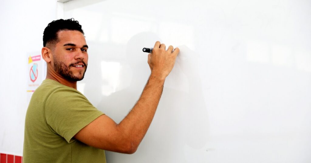 SEC convoca mais 177 professores da Educação Profissional e 240 da Educação Básica aprovados na Bahia