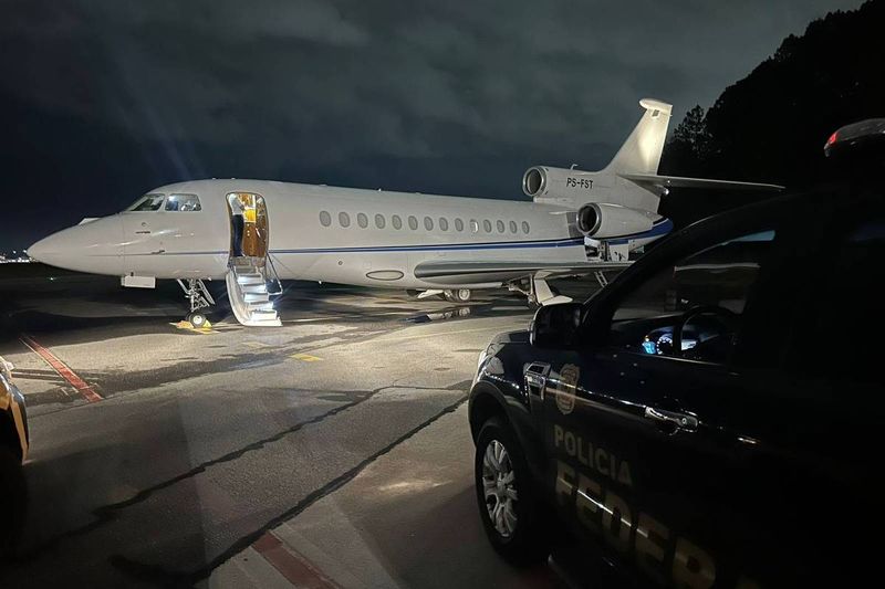 Vorcaro comprou três jatos à vista por R$ 260 milhões, em prática incomum no mercado