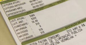 Aneel anuncia define bandeira amarela para o mês de maio e conta de luz ficará mais cara