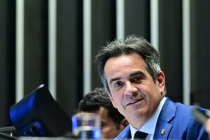 Ciro Nogueira voou oito vezes em avião de sócio da JBS