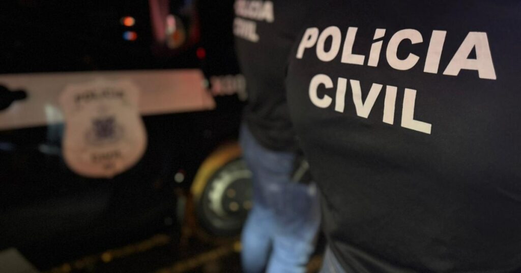 Dupla é presa por tráfico de drogas em Santo Amaro