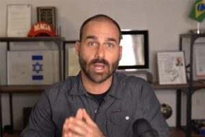 Eduardo Bolsonaro aponta que apoio de Coronel a Flávio é "frutífero" e defende aliança na Bahia contra o PT