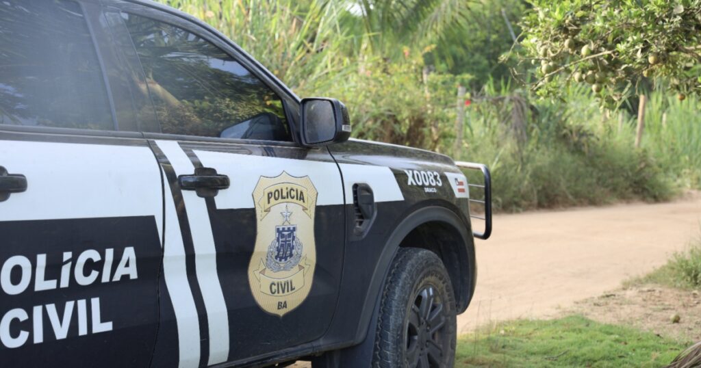 Homem de 66 anos é preso por tentativa de feminicídio em Castro Alves após ataque a ex-companheira em Santo Estêvão