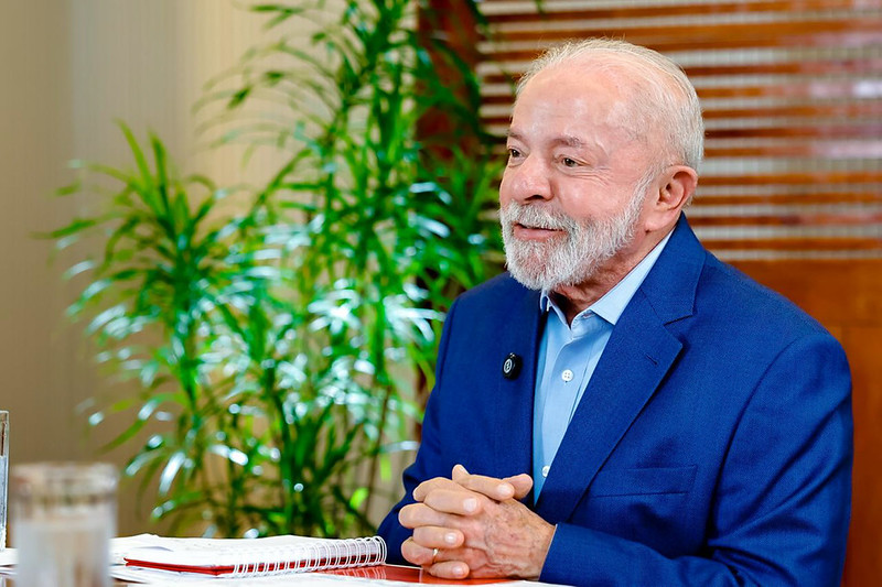 Lula quer regulamentar “tudo o que for digital” no Brasil